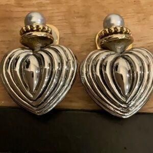 Vintage Two Tone Renaissance Revival Design Black Faux Pearl Clip On Earrings